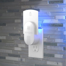 Load image into Gallery viewer, DynaTrap DOT (Discreet Outlet Trap) Indoor Flying Insect Trap #DT3007W-CA