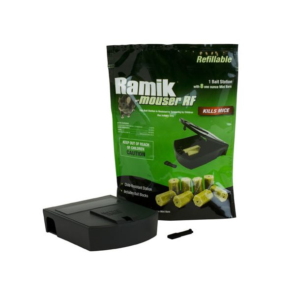 CHS Ramik Bait Blocks W/ Bait Station (8 Blocks) compatible with any bait station compatible with 28g blocks or with the bait station provided  Active: Diphacinone 0.005%